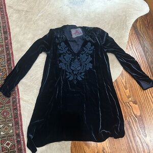 Johnny Was Navy Velvet Tunic boho size x small